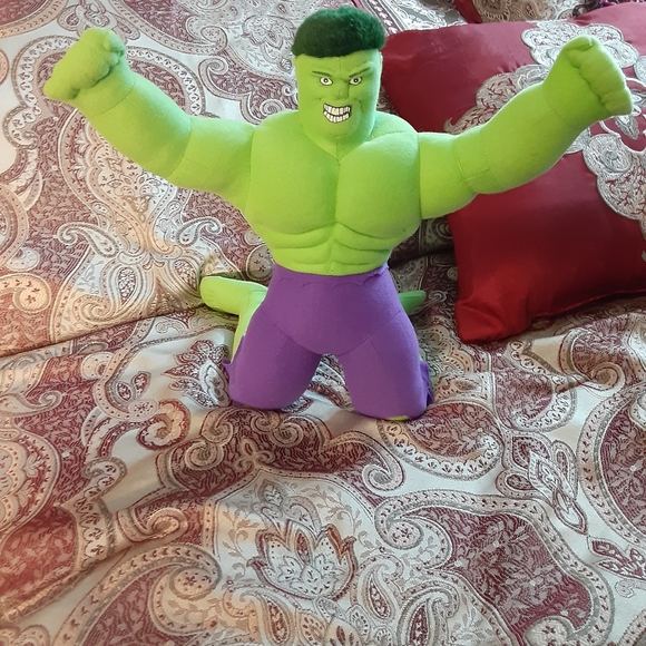 Incredible Hulk action stuffed figure bear - Picture 11 of 11